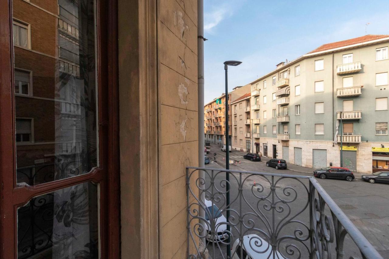 Colourful & Cozy Apartment Cenisia Turín Exterior foto