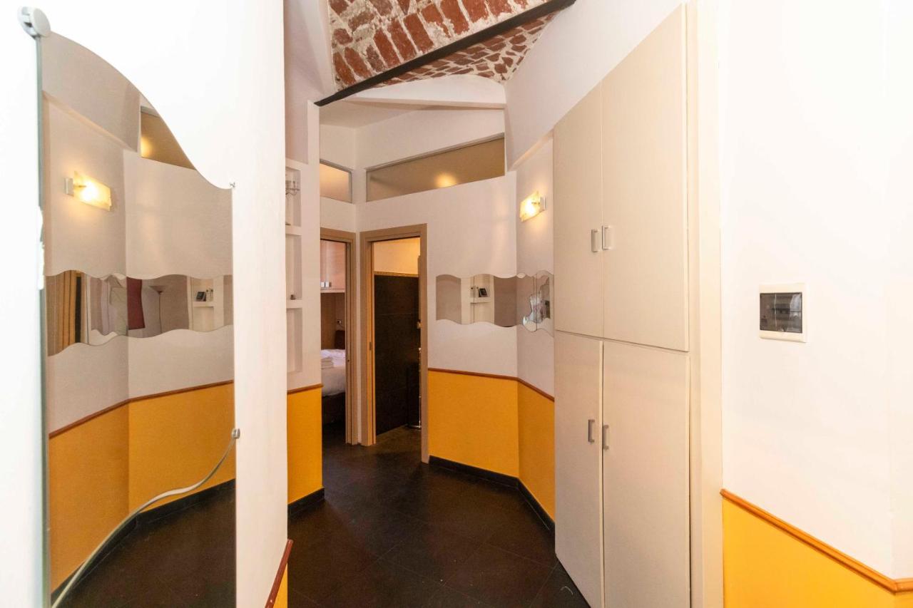 Colourful & Cozy Apartment Cenisia Turín Exterior foto